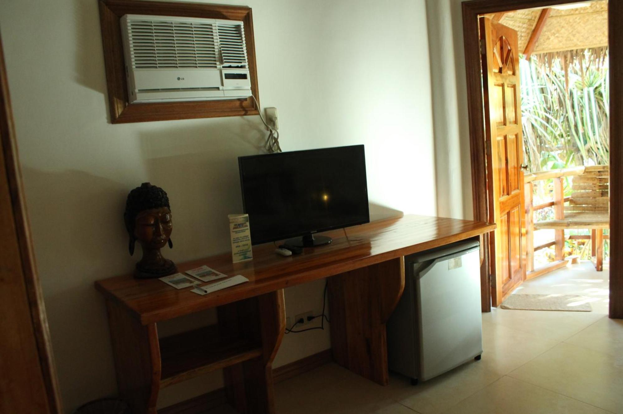 Nigi Nigi Nu Noos 'E' Nu Nu Noos Hotel Balabag  Phòng bức ảnh